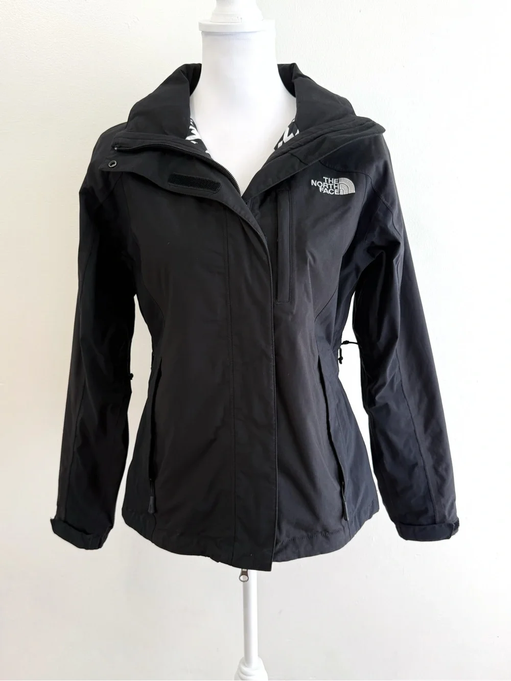 THE NORTH FACE BLACK SNOW SKI HOODED JACKET - Picture 1 of 11